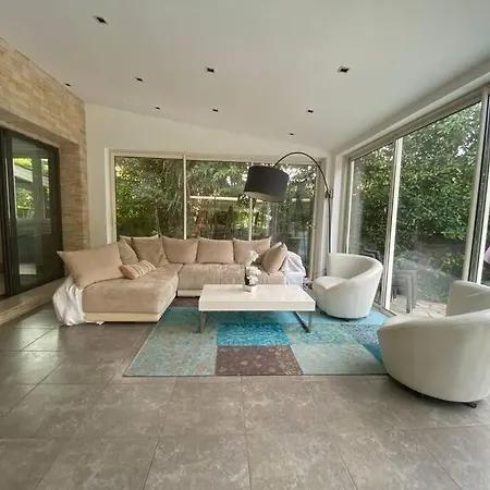 Villa Superb Villa, Swimming Pool, Secluded Gardens Cannes